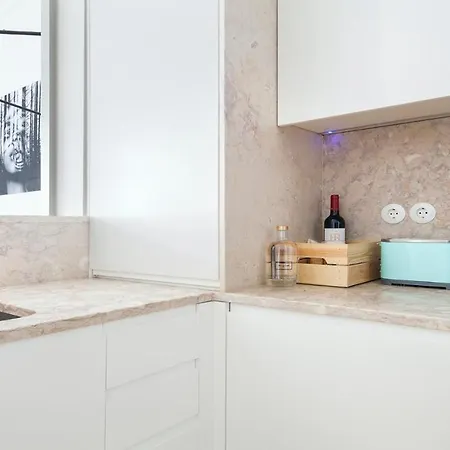 Plum Guide - The Creative Process Apartment