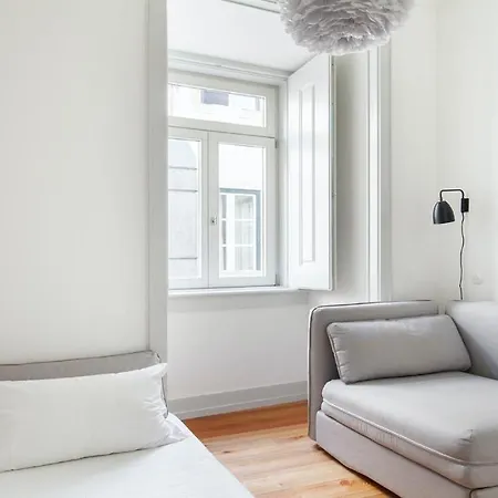 Plum Guide - The Creative Process Apartment Lissabon